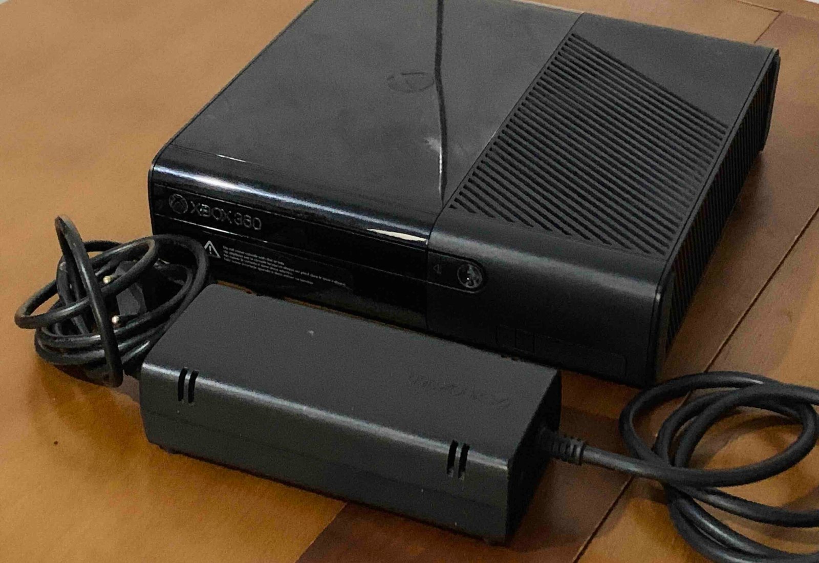 Desbloqueado LTU Console Xbox 360 Slim Novo